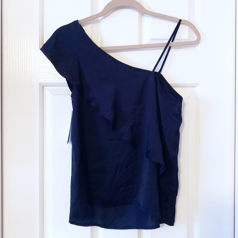 ⬇️⬇️Free Press Off Shoulder Asymmetric Ruffle Top